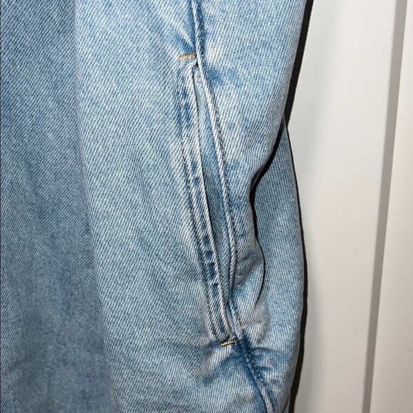 Denim Sleeveless Dress With Pockets - Picture 3 of 4